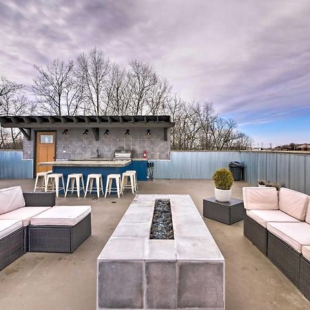 Luxe Amish Country Apartment With Rooftop Terrace! Millersburg Luaran gambar